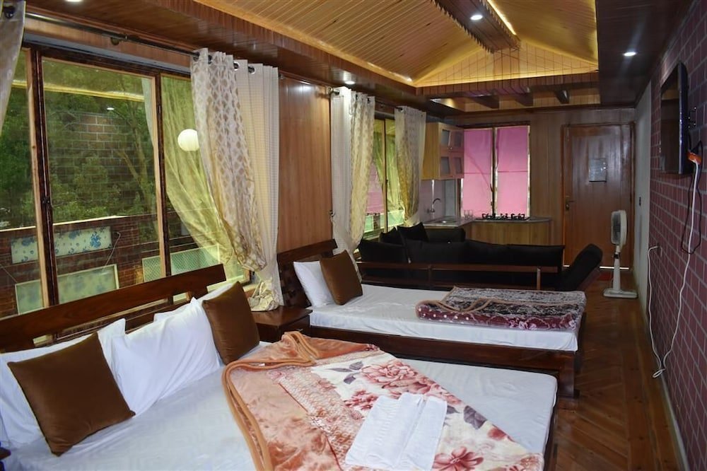 Moosa Heights - last minute hotel in Islamabad