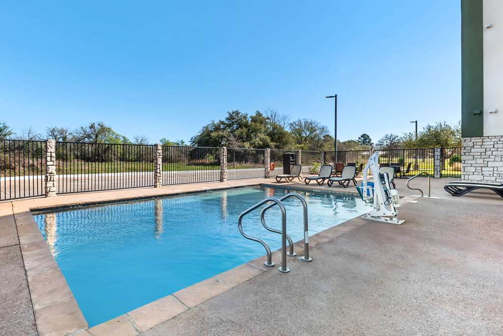 Best Western La Grange Inn & Suites - photo 25
