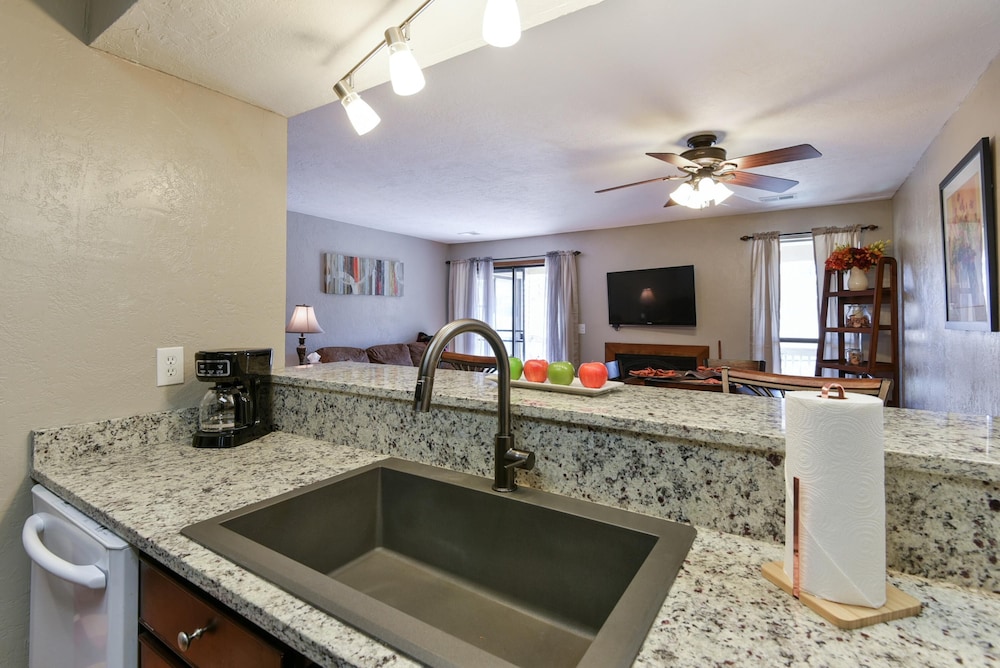 Matchplay Resort Amenities W Indoor Pool Comfort Meets Style And Fun - photo 12