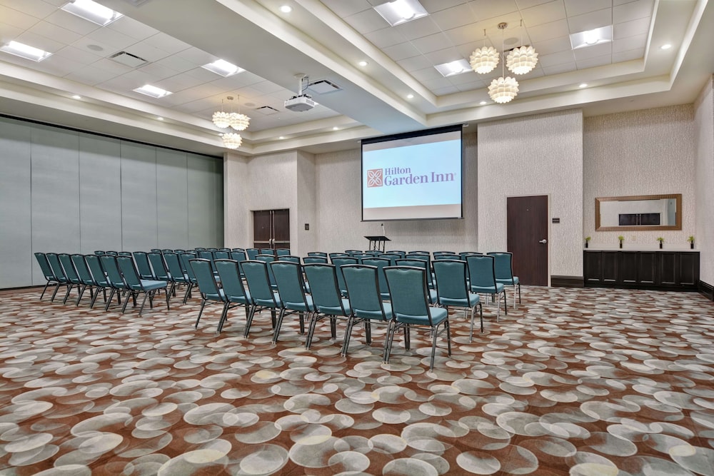 Hilton Garden Inn Fayettevile - photo 42