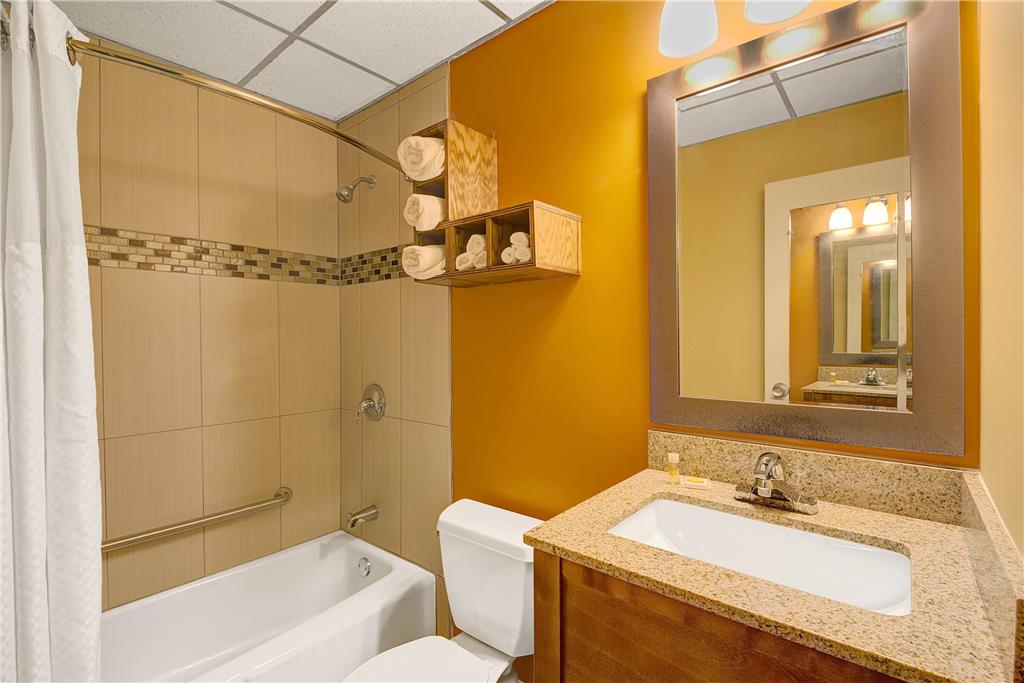 Days Inn by Wyndham Southington - photo 6