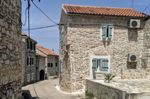 Holiday house with a parking space Murter 12159 — 4-Star Luxury Hotel in Murter, Croatia