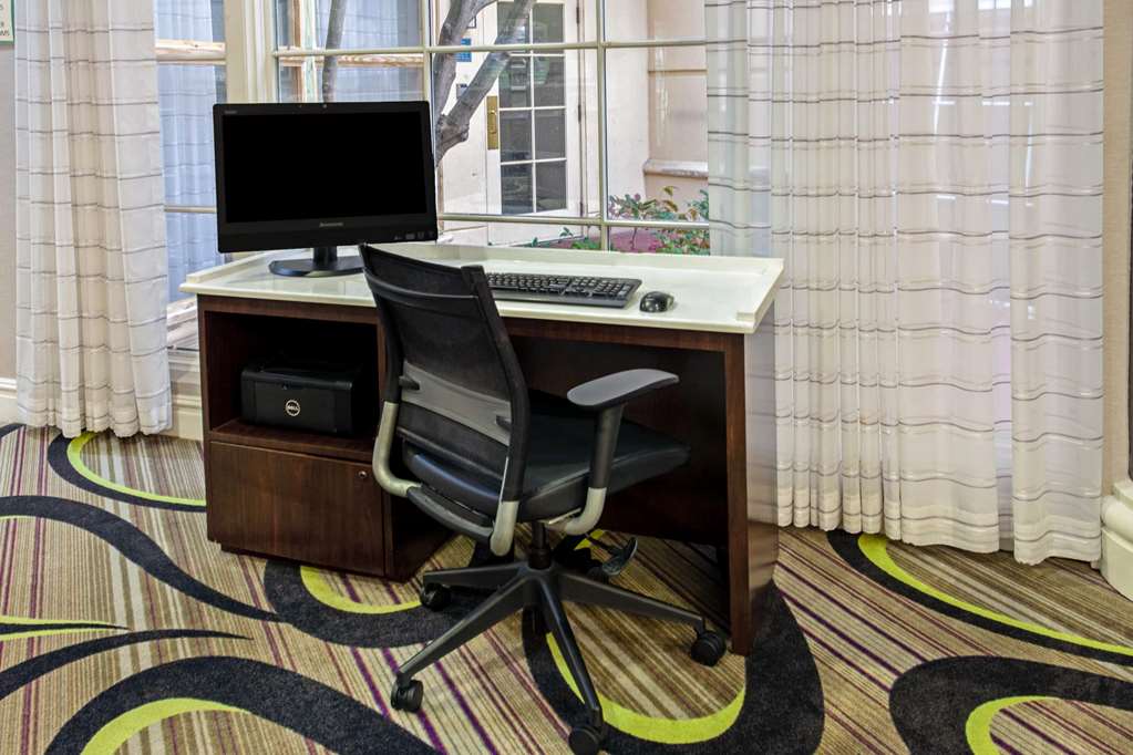 La Quinta Inn & Suites by Wyndham Birmingham Hoover - photo 64