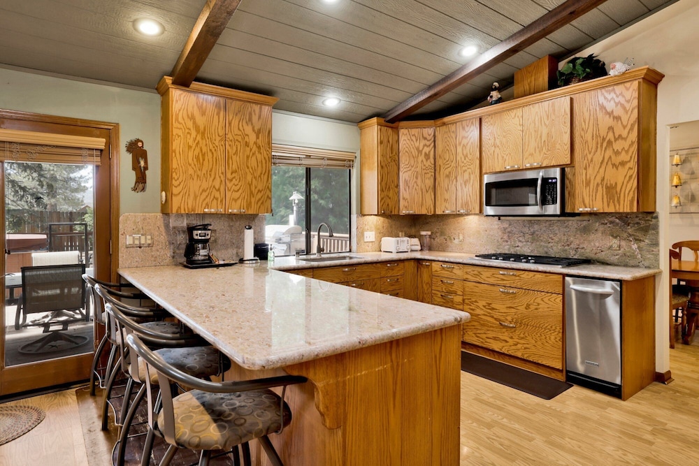 Bear Stone 686 by Big Bear Vacations - photo 10