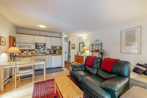 Snow Run Studio - carbon neutral hotel in Ketchum