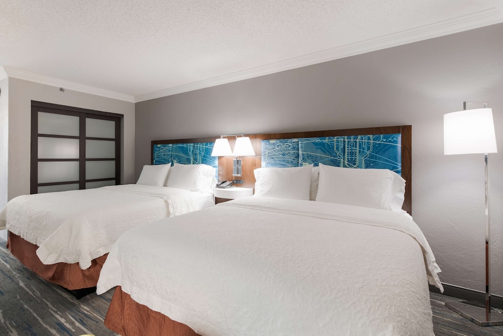 Hampton Inn & Suites Chicago Hoffman Estates - photo 13