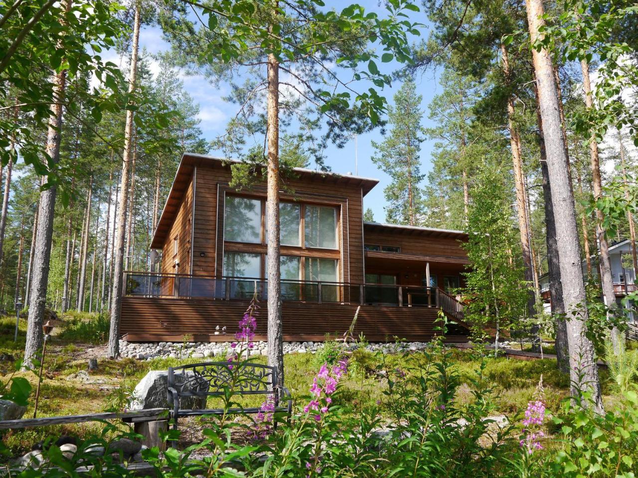 PielisLinna — 4-Star Luxury Hotel in Lieksa, Finland