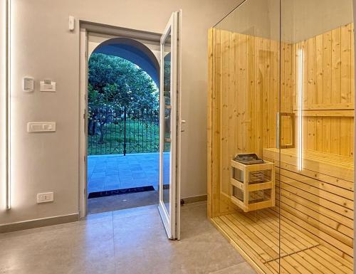 Shanti Rooms & Apartments Lucullo — 4-Star Luxury Hotel in Bacoli, Italy