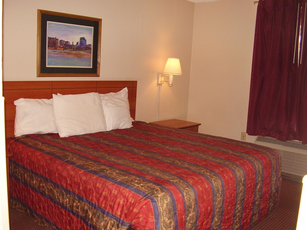 Vacation Inn Phoenix - photo 8