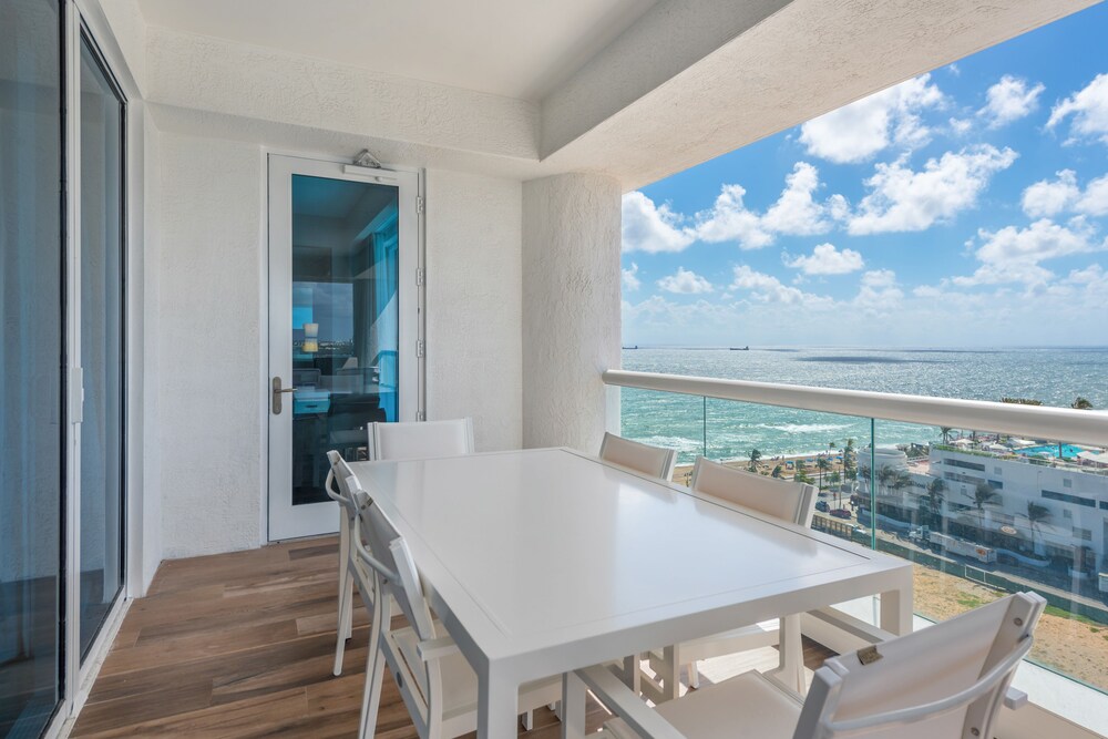 Private Residences at Conrad by LRMB - photo 19