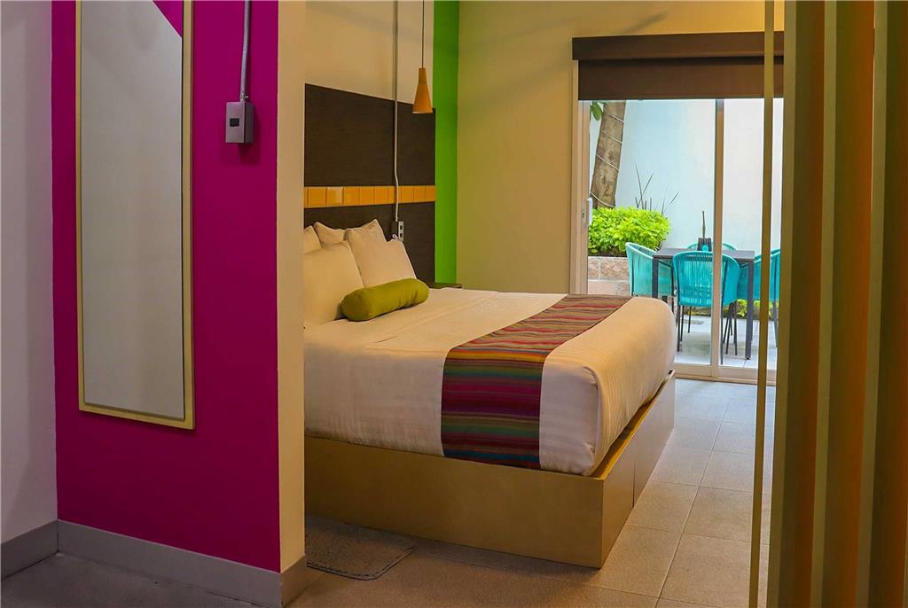 Guest room