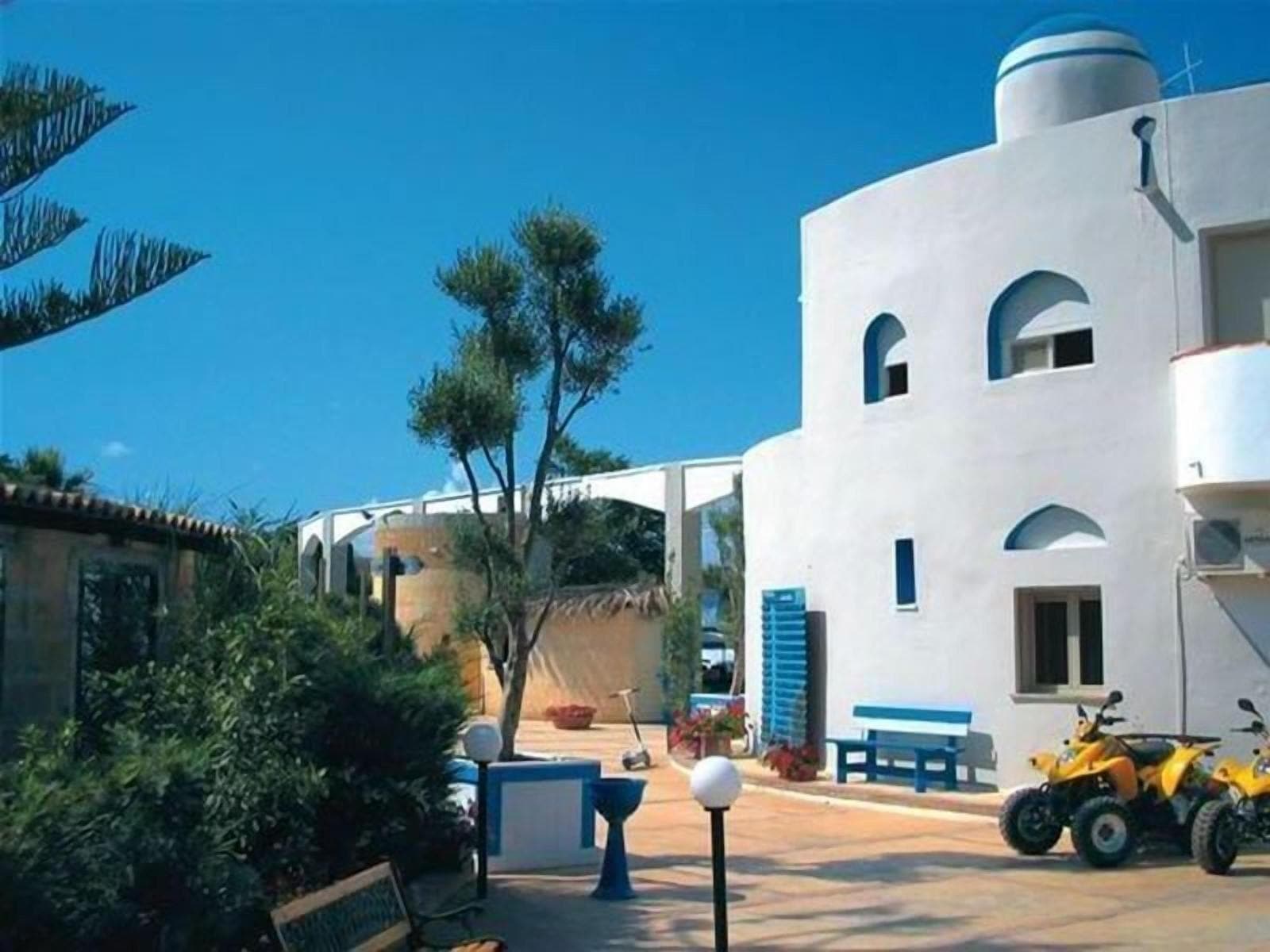 Kartibubbo Beach Resort — hotel in Campobello Di Mazara