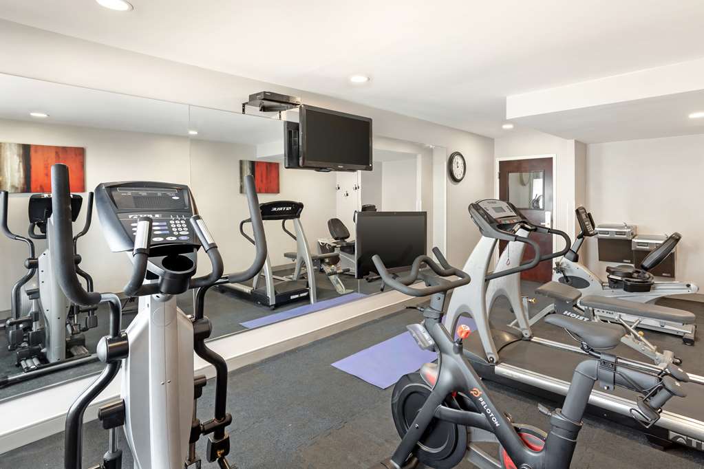 Best Western Plus Fairfield Hotel - photo 41