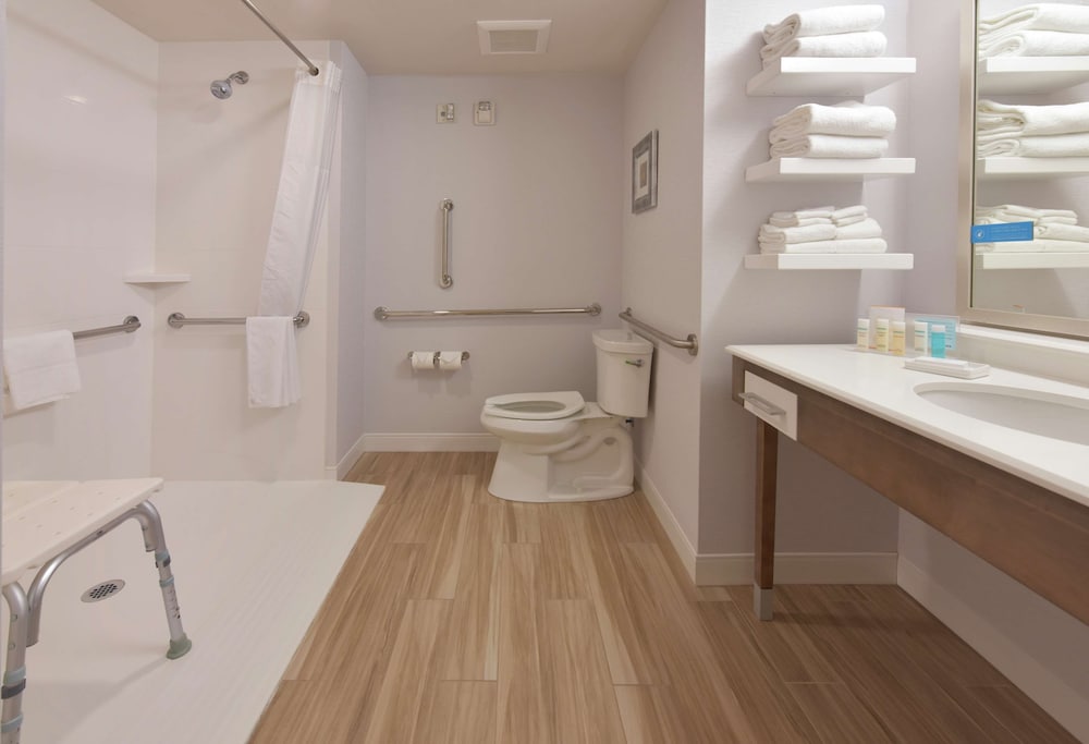 Hampton Inn & Suites Seattle Redmond - photo 26