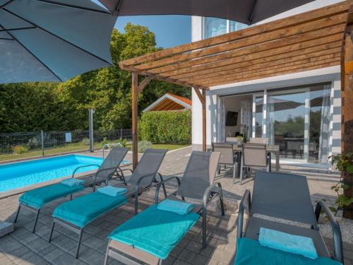 Races — 4-Star Luxury Hotel in Mihotici, Croatia