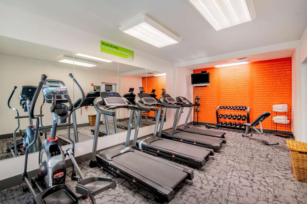 La Quinta Inn & Suites by Wyndham Dalhart - photo 18