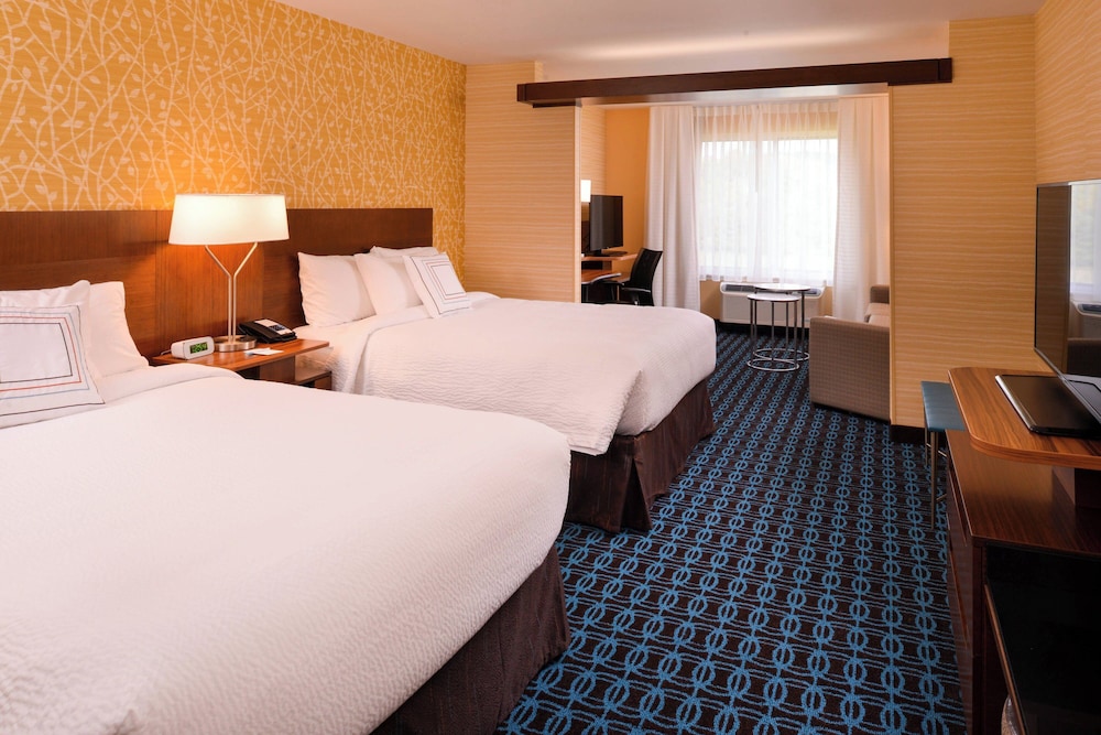 Fairfield by Marriott Inn & Suites Plymouth White Mountains - photo 12