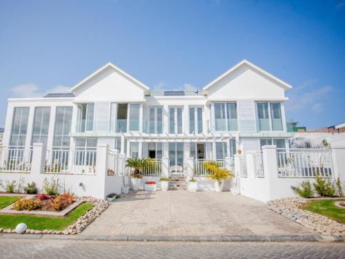 Beautiful Gate in George, South Africa