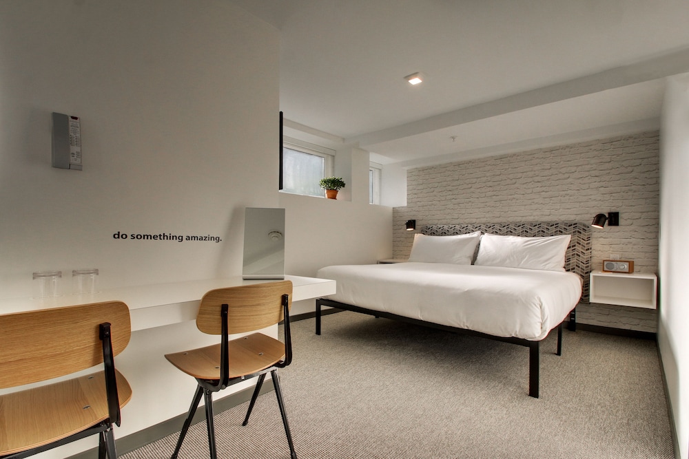 Hotel Hive - photo 25