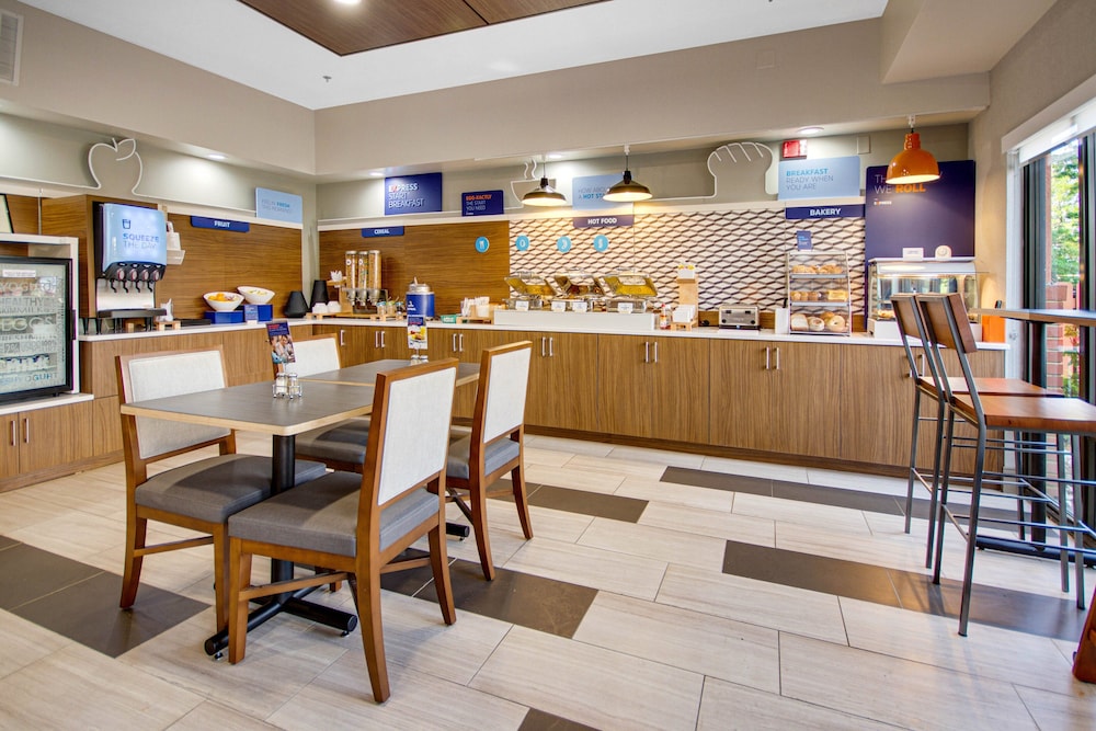 Holiday Inn Express Dublin by IHG - photo 21