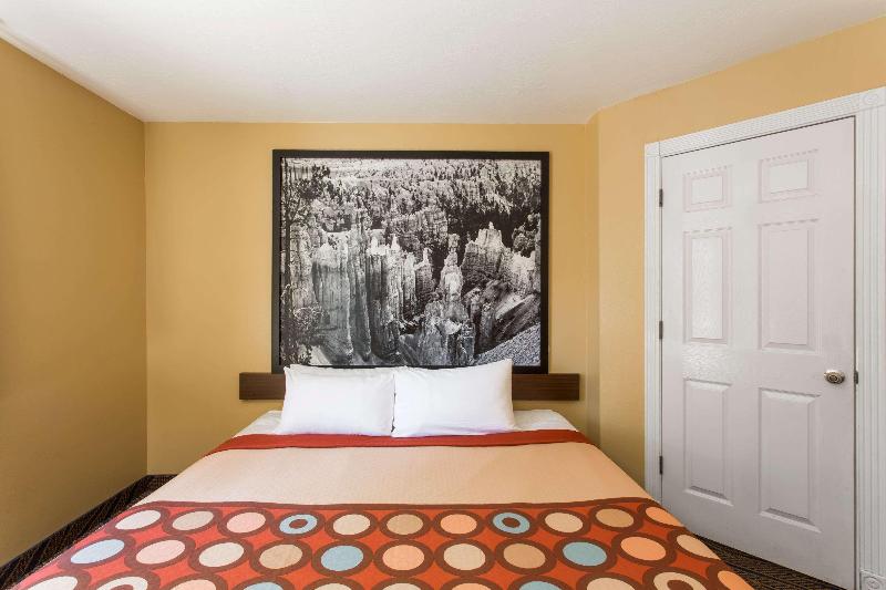 Hotel Zion Inn - photo 8
