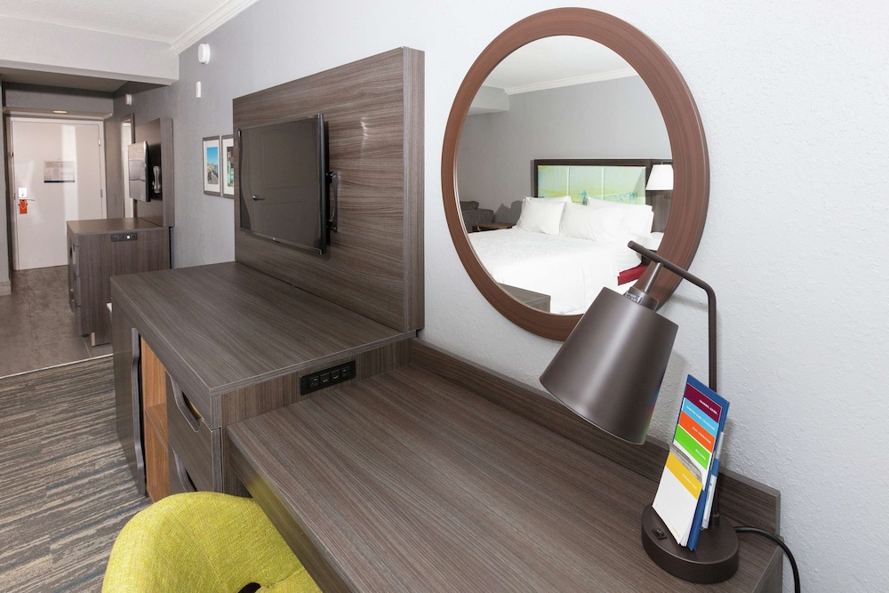 Hampton Inn St. Augustine Beach - photo 21