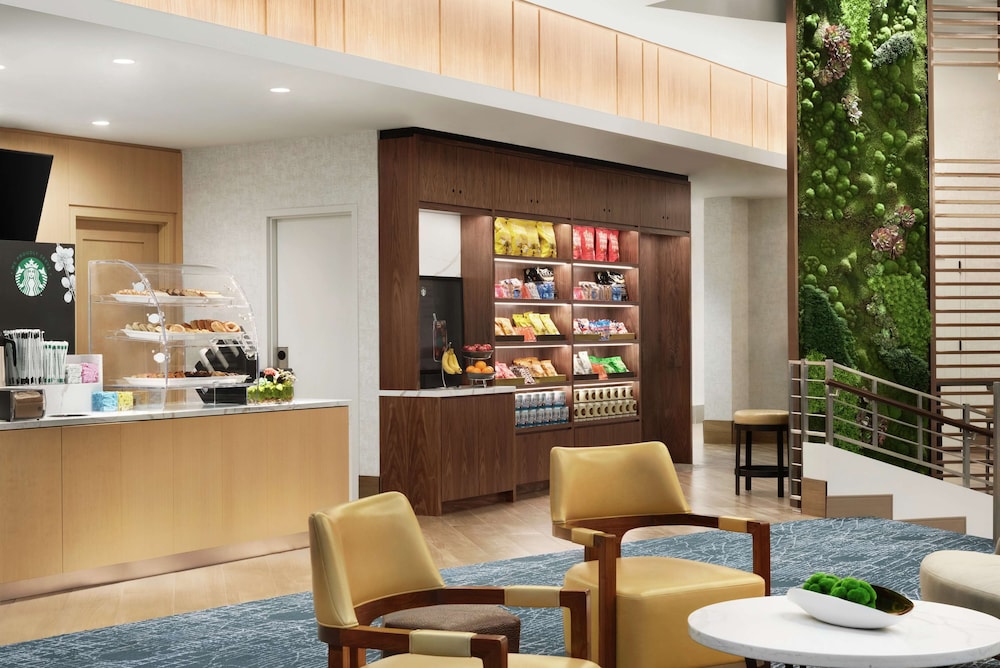 DoubleTree by Hilton Chicago Magnificent Mile - photo 36