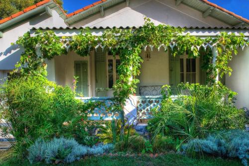 La Petite Calanque in Marseille, France