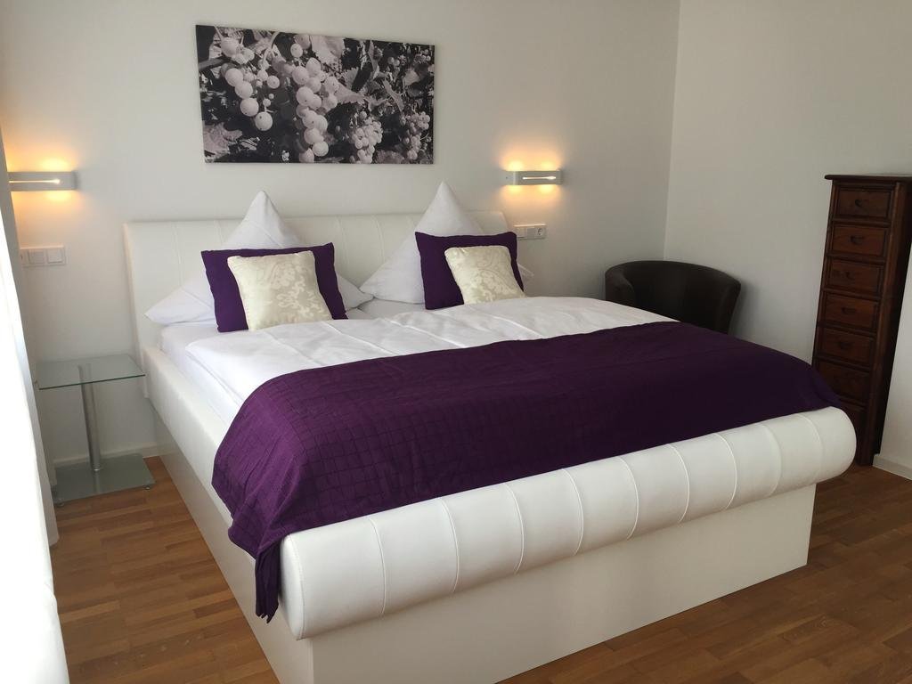 Weingut Aparthotel Olinger in Mehring, Germany