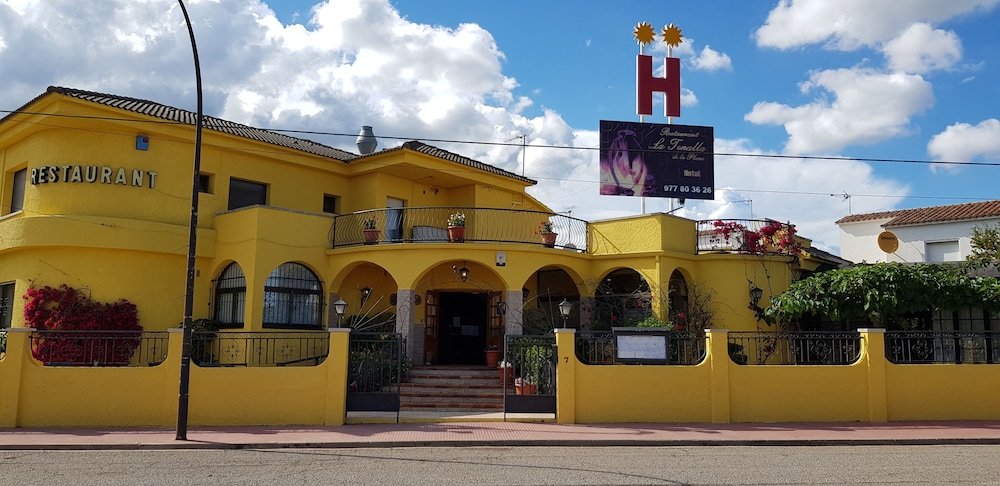 La Nova Tenalla Adults Only — hotel in Creixell