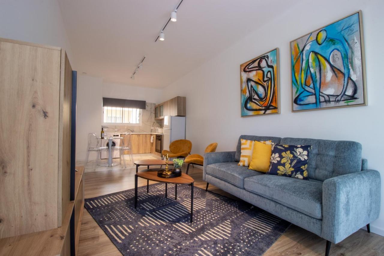 Modern 2br Steps From Beach — Voroklini