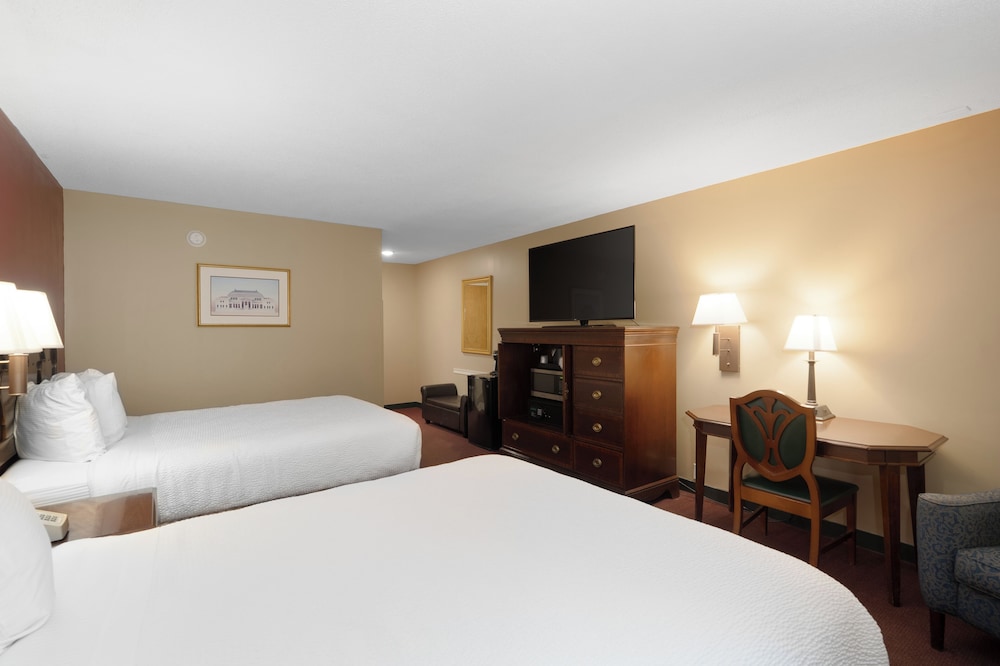 Fireside Inn & Suites Gilford - photo 16