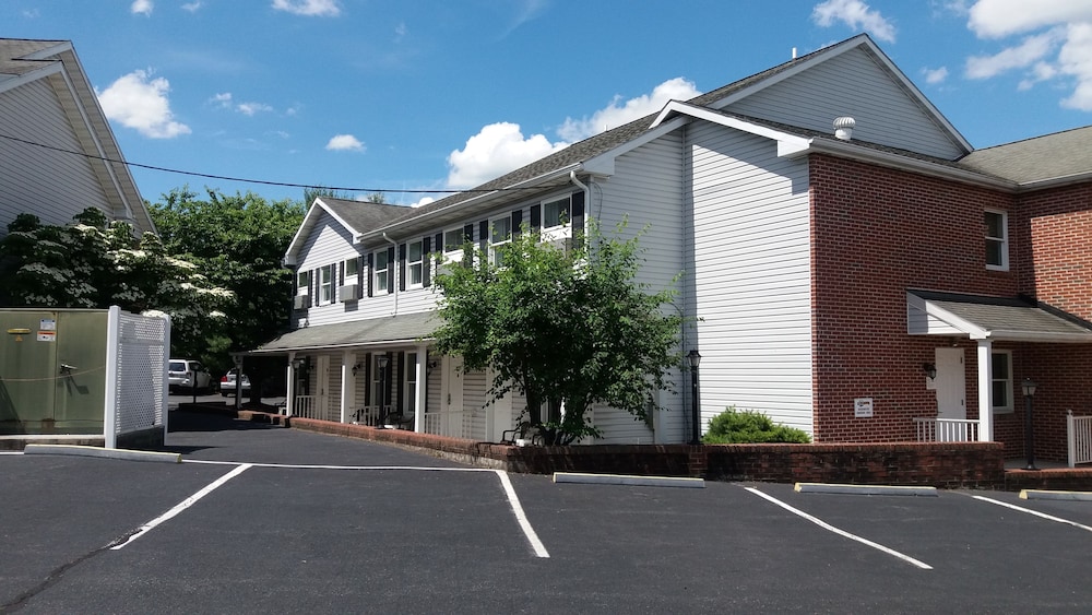 Inn at Cemetery Hill - photo 87