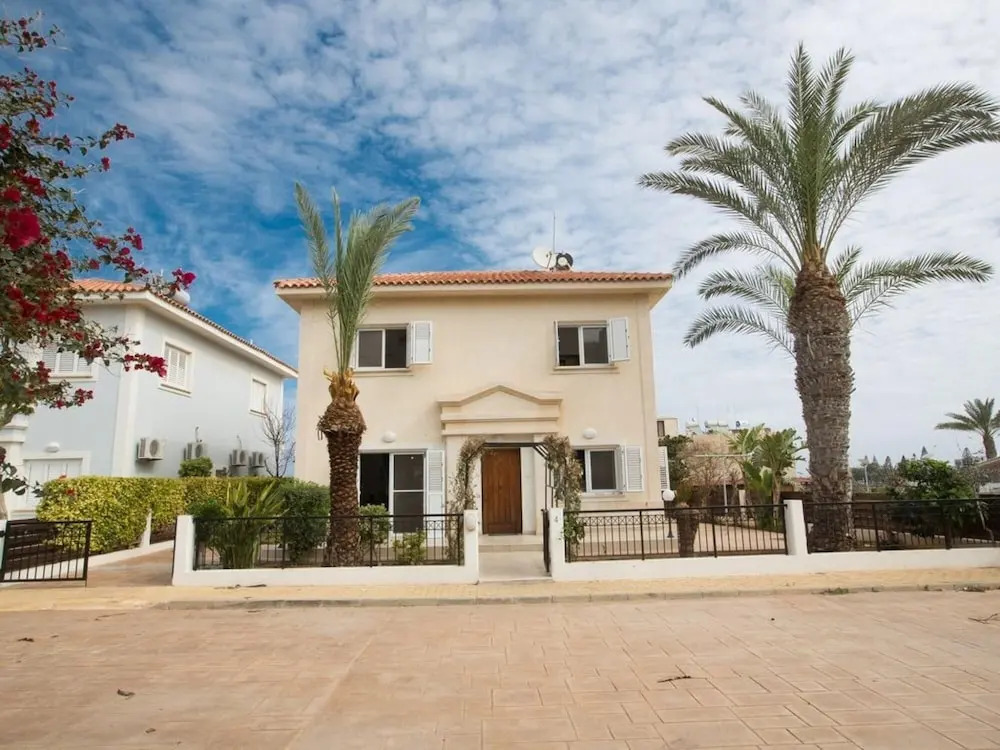 Villa Lefko Sunshine Lovely 4 Bedroom Protaras Villa With Pool