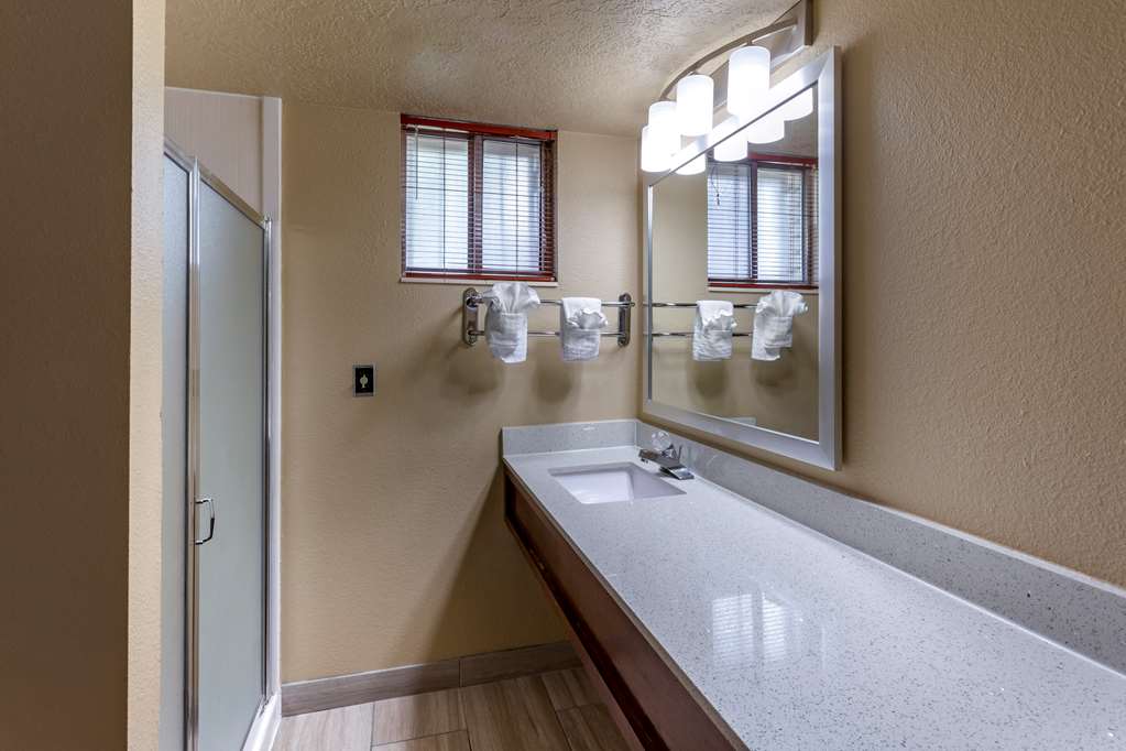 Best Western Dunmar Inn - photo 23