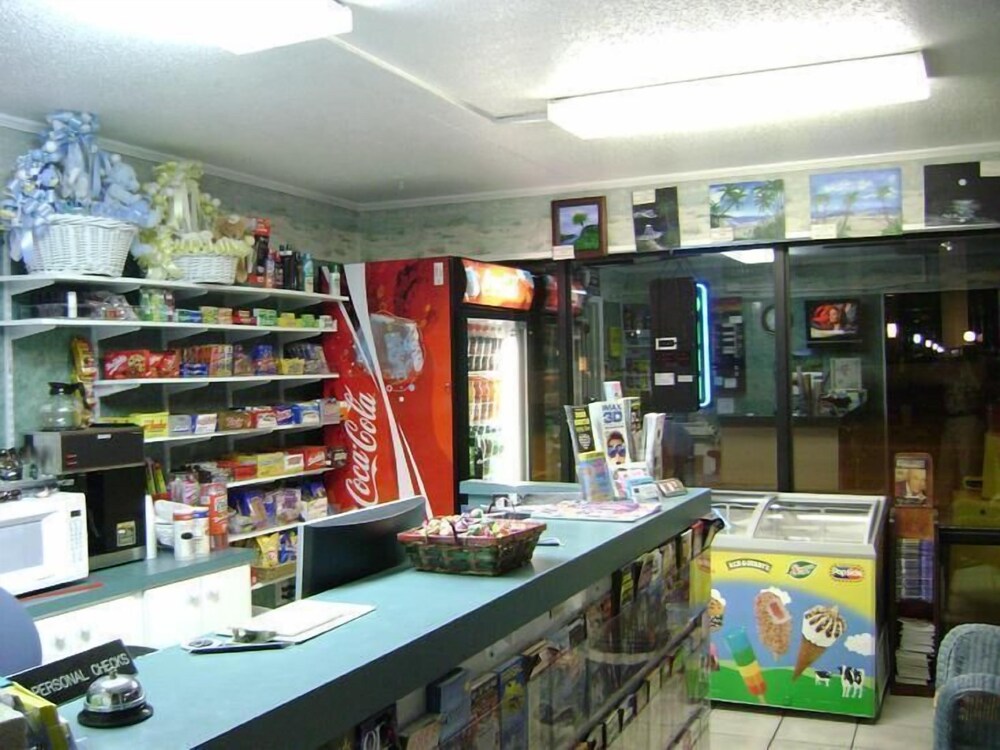 Sea Hawk Motel - photo 33