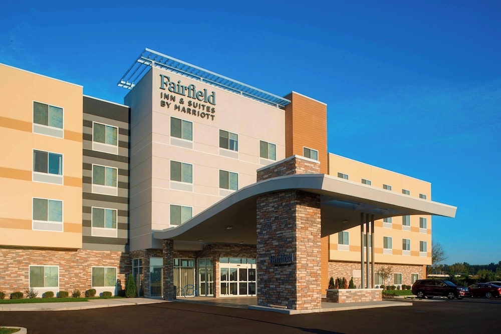 Fairfield Inn & Suites by Marriott Columbus IN - photo 25