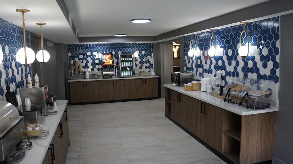 Hawthorn Extended Stay By Wyndham Knoxville - photo 26