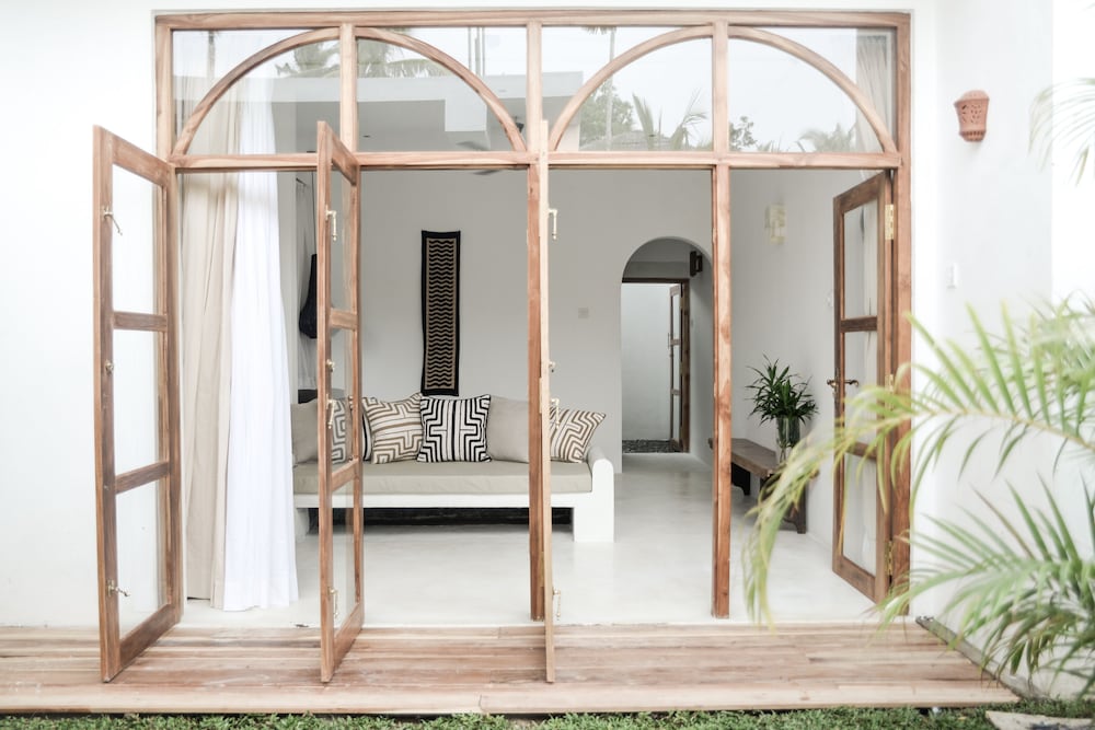 The Oasis Villa — 5-Star Luxury Hotel in Unawatuna, Sri Lanka