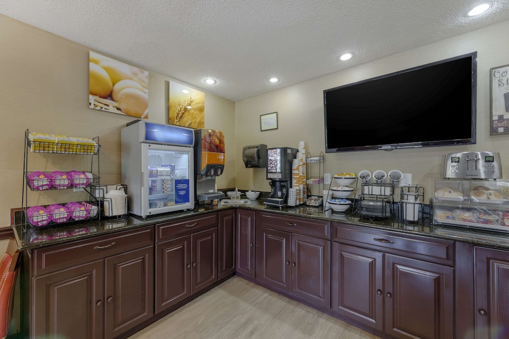 Comfort Inn Mount Vernon Downtown - photo 28