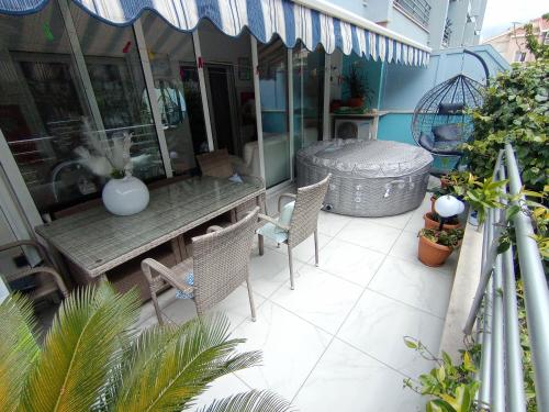 Apartment Diana Split Znjan — 4-Star Luxury Hotel in Split, Croatia
