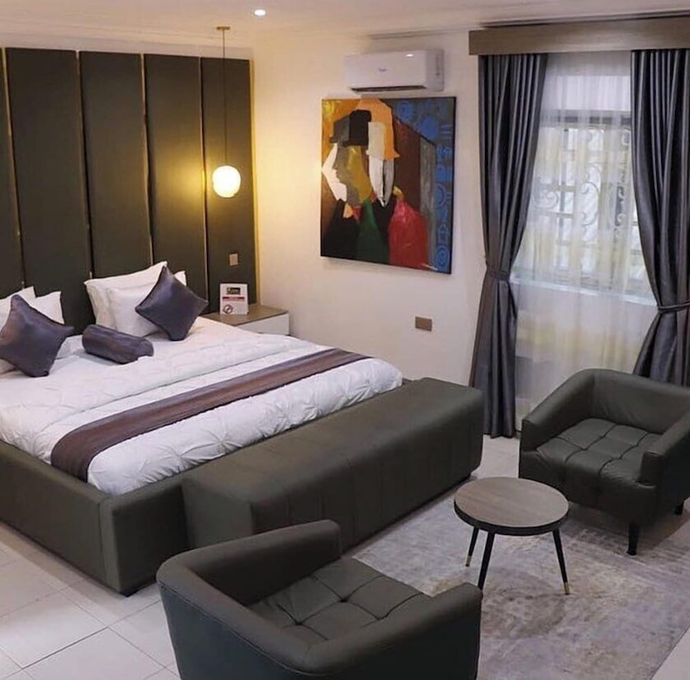 Cossington Luxury Apartment — 4-Star Luxury Hotel in Abuja, Nigeria