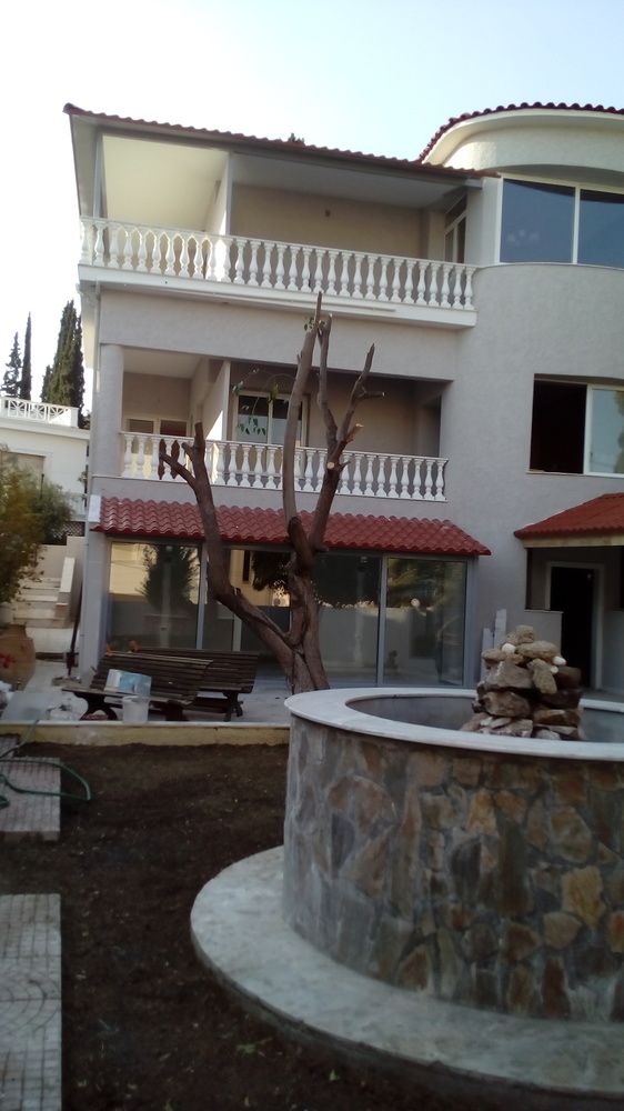 King Lodge — 4-Star Luxury Hotel in Athens, Greece