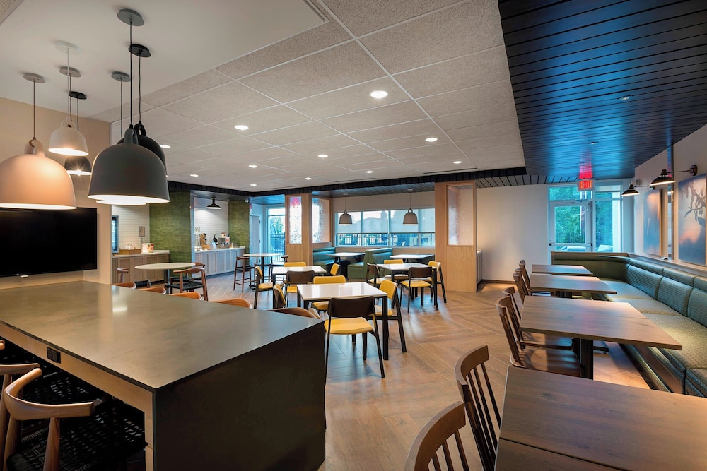 Fairfield Inn & Suites by Marriott Shelby - photo 26