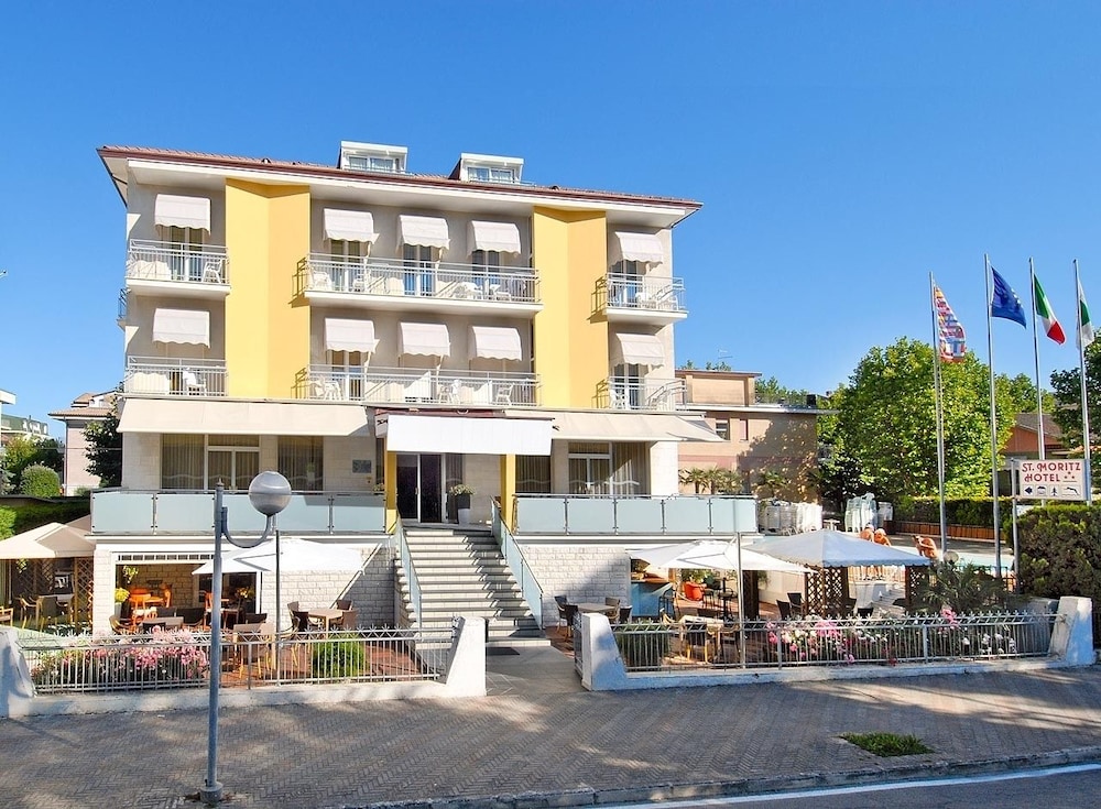 Hotel St. Moritz - last minute hotel in Rimini