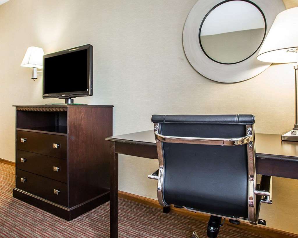 Quality Inn Greenville North - photo 8