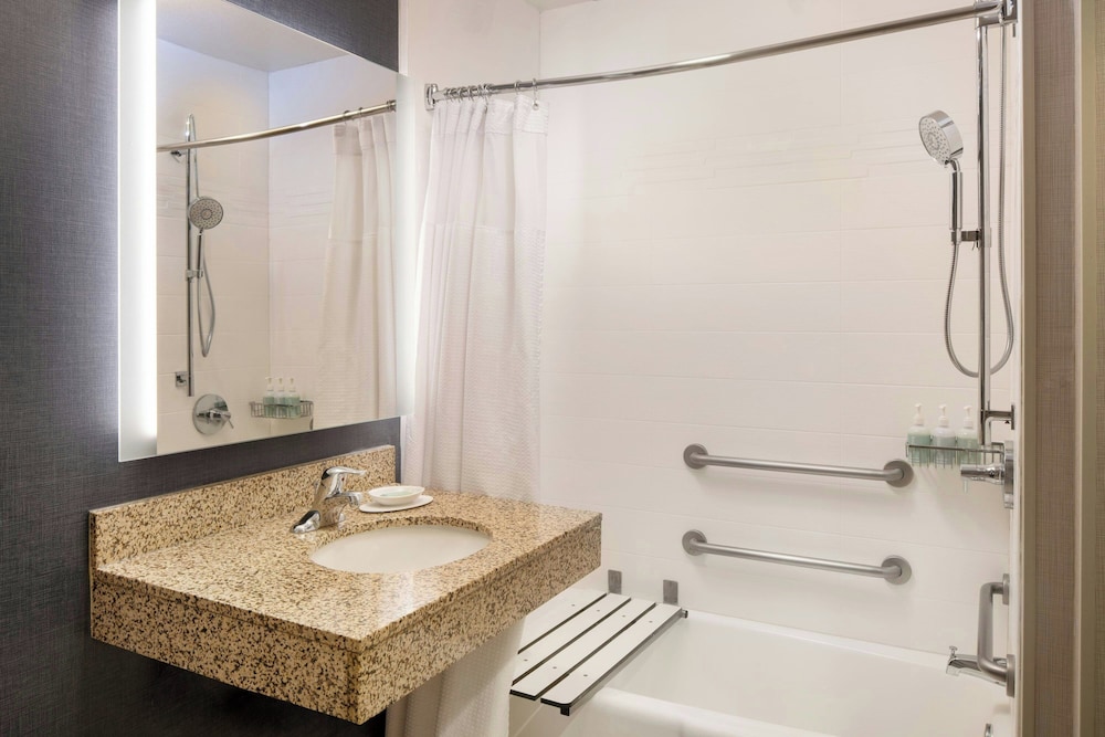 Residence Inn by Marriott Anaheim Placentia Fullerton - photo 23