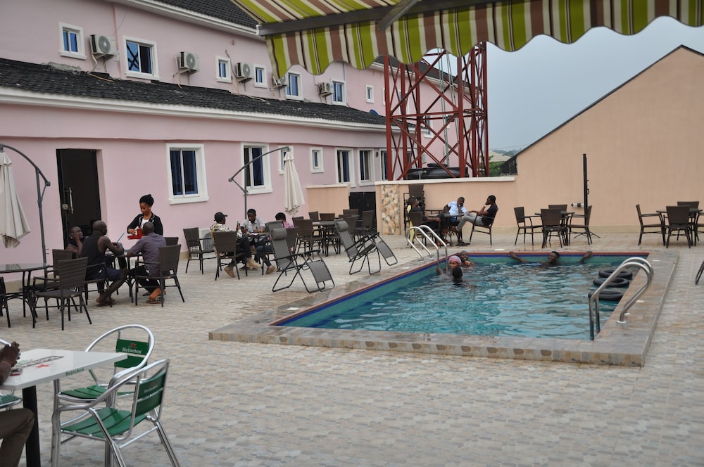 Grand Capital Hotel — hotel in Akure