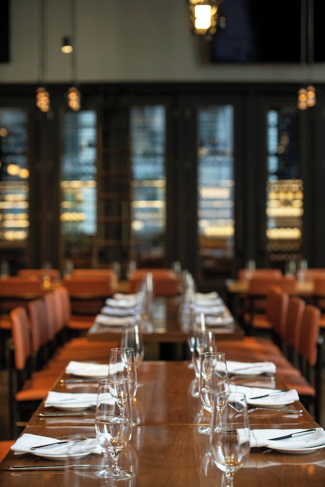 Epicurean Atlanta Autograph Collection - photo 70