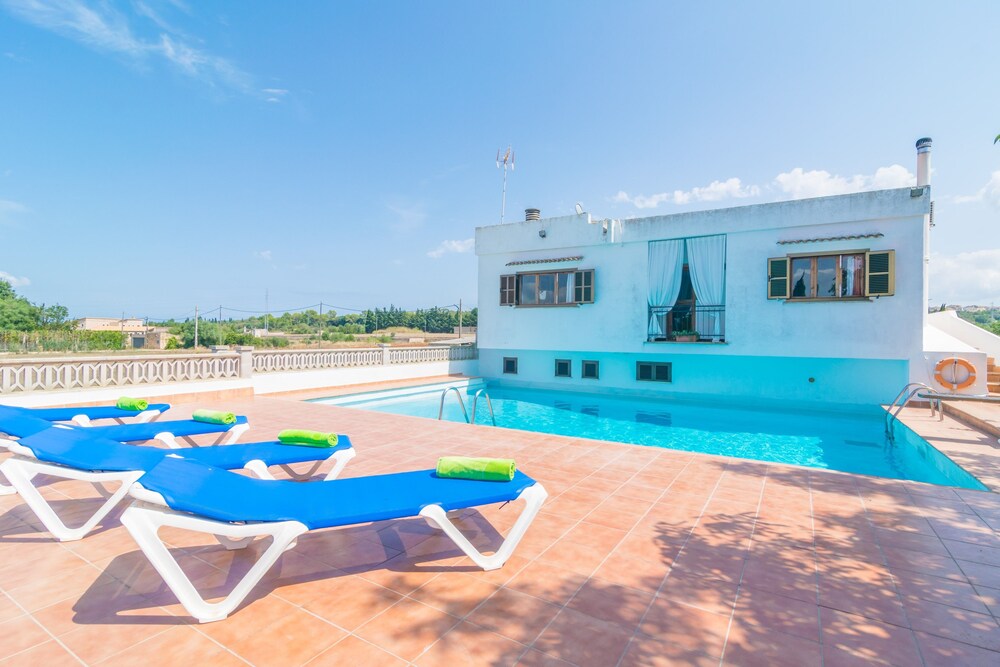 Villa Joana — 4-Star Luxury Hotel in Muro, Spain
